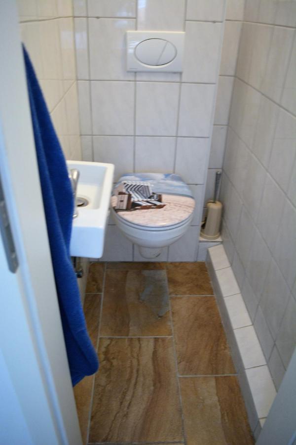 Ferienwohnung Mit Eigenem Garten In Schortens Εξωτερικό φωτογραφία